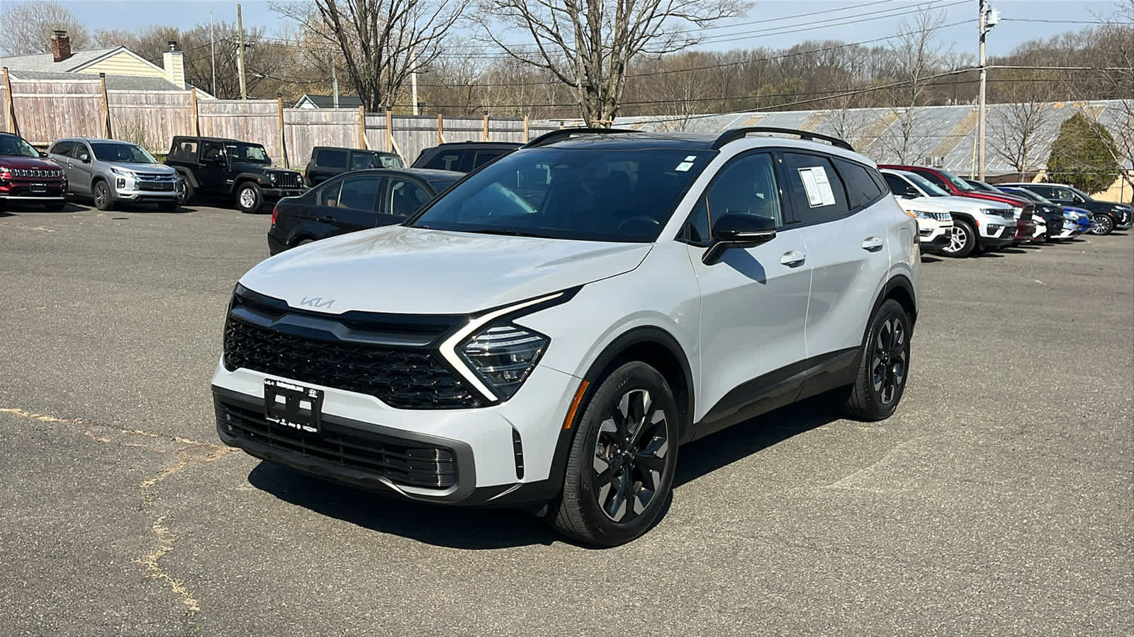 Used 2024 Kia Sportage X-Line w/ X-Line Premium Package image 3