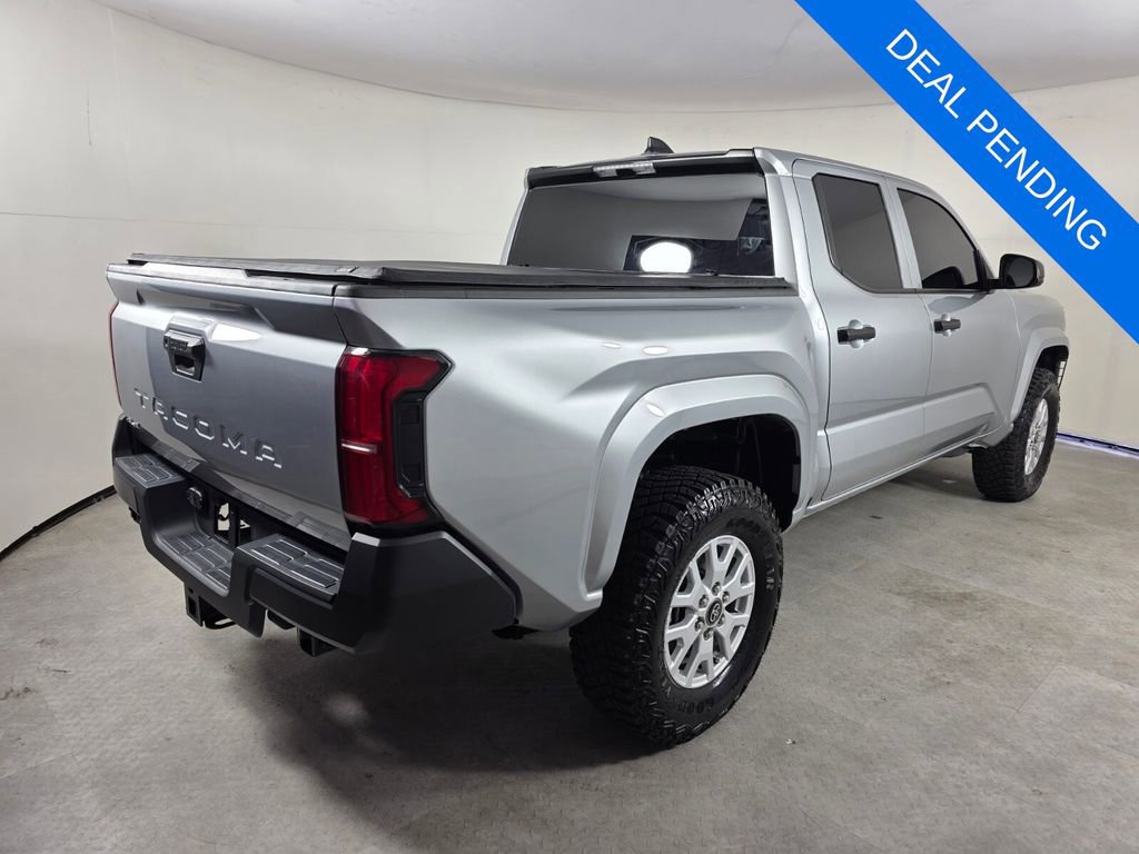 Used 2024 Toyota Tacoma SR AWD/4WD image 4