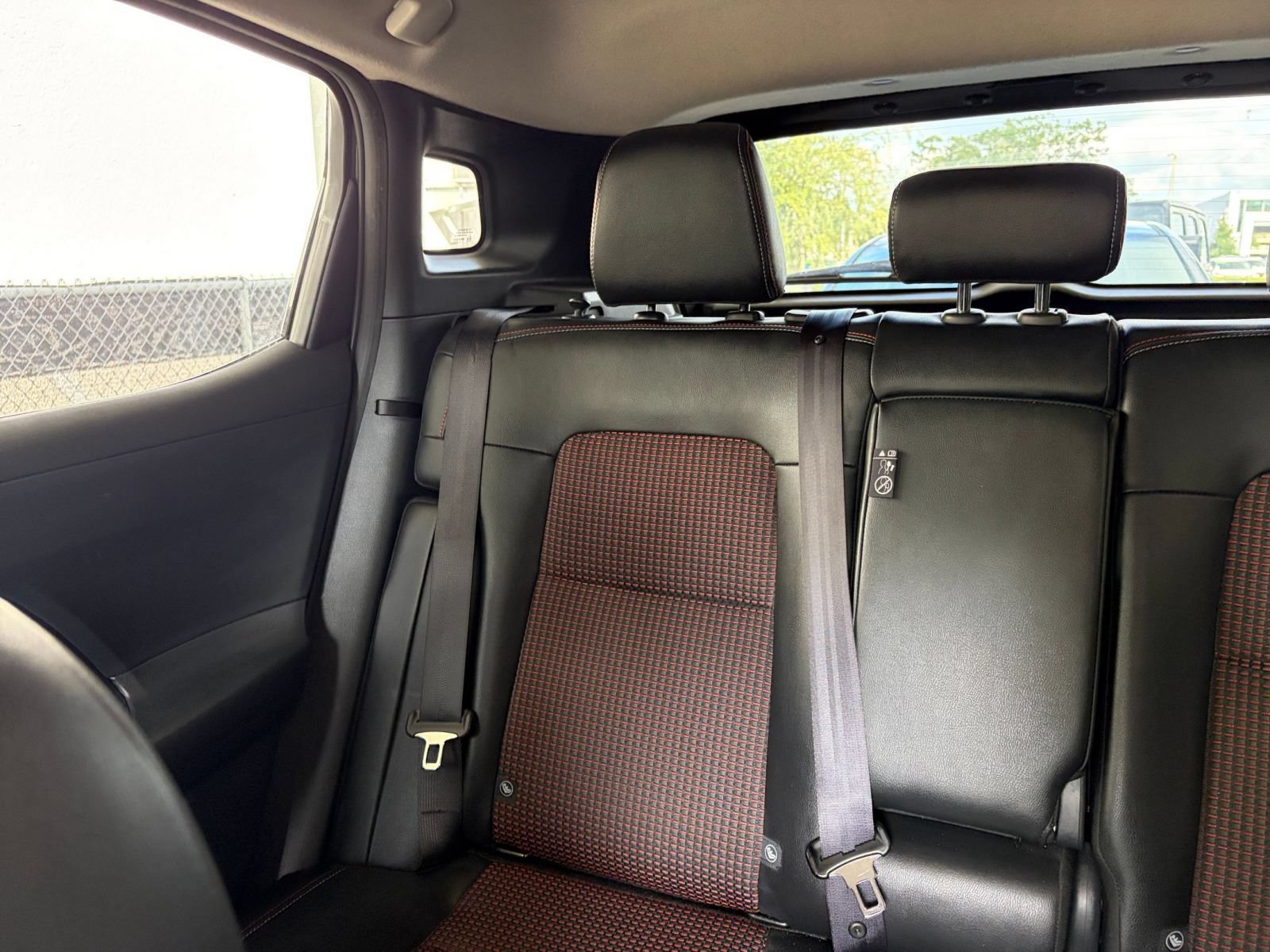 Used 2026 Nissan Kicks SR AWD/4WD image 38