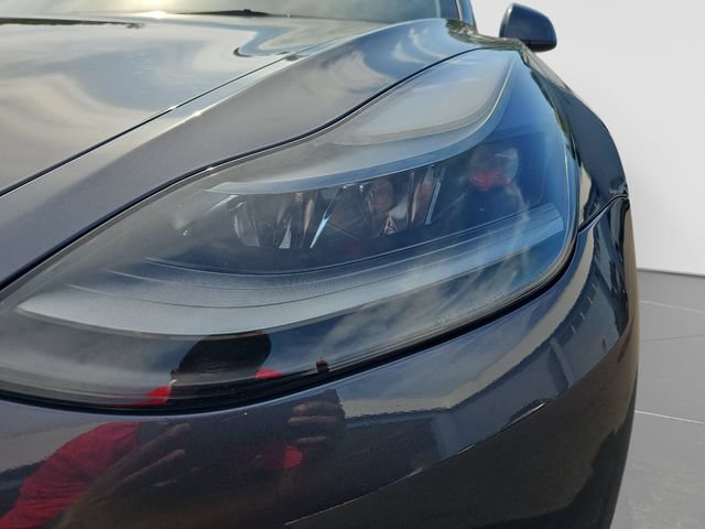 Used 2023 Tesla Model 3 Standard Range RWD image 27