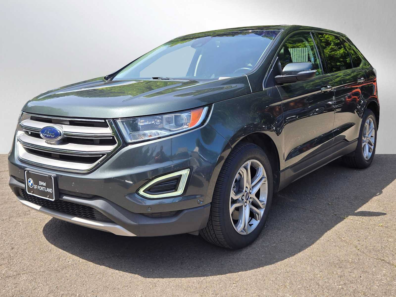 Used 2015 Ford Edge Titanium w/ Equipment Group 302A AWD/4WD image 7
