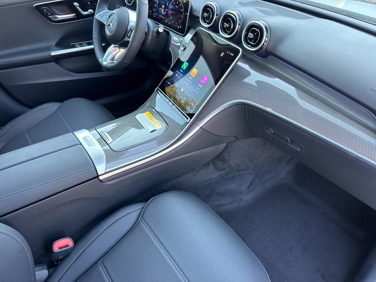 New 2026 Mercedes-Benz C 300 4MATIC Sedan image 15