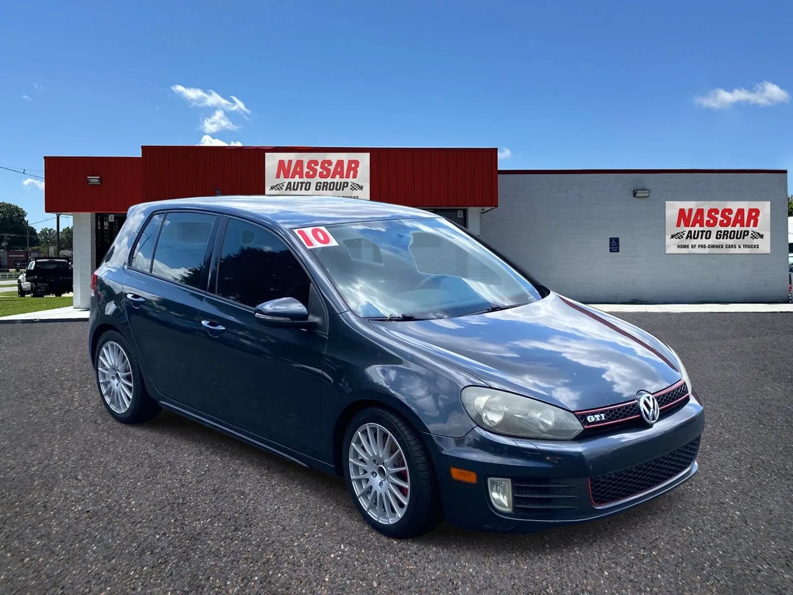 Used 2010 Volkswagen GTI 4-Door FWD image 3