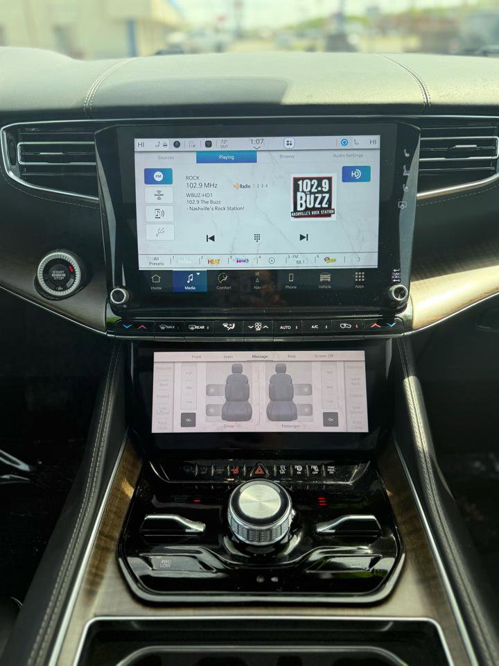 Used 2023 Jeep Grand Wagoneer Series II image 18