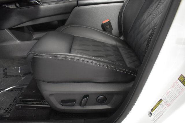Certified 2026 Nissan Rogue Platinum w/ Platinum Premium Package AWD/4WD image 12