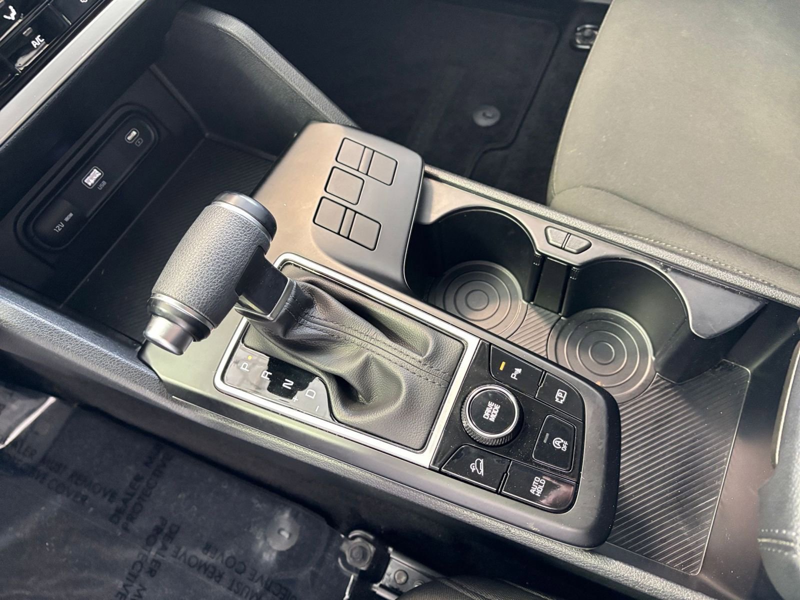 Used 2025 Kia Sportage LX image 40