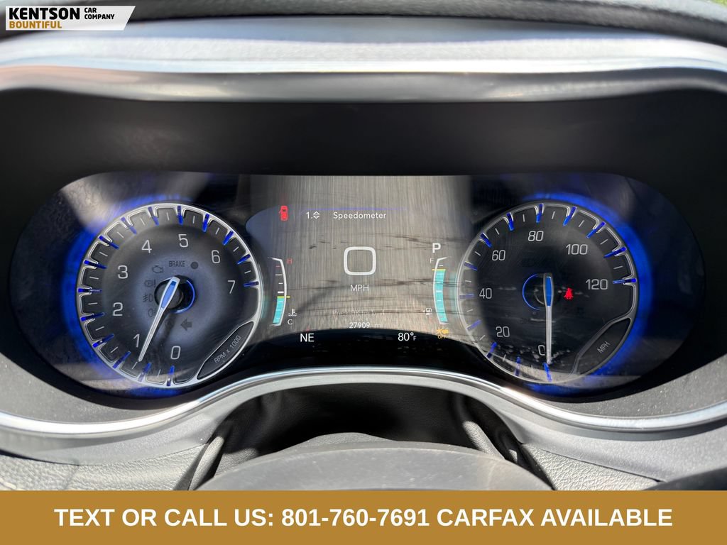 Used 2026 Chrysler Pacifica Limited FWD image 14