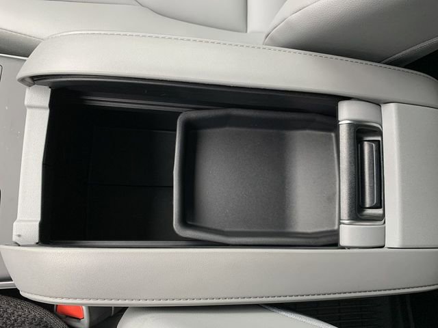 Certified 2024 Toyota Highlander XLE image 26