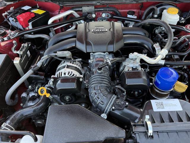Used 2023 Toyota GR86 Premium w/ ALL Weather Mat Package (TMS) RWD image 30
