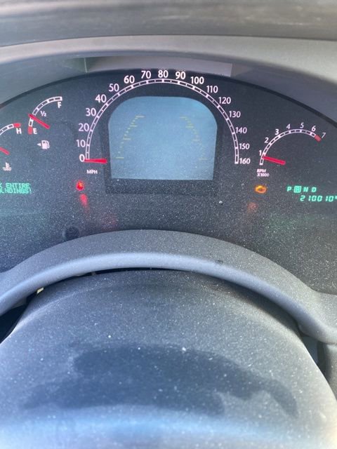 Used 2008 Chrysler Pacifica Touring image 25