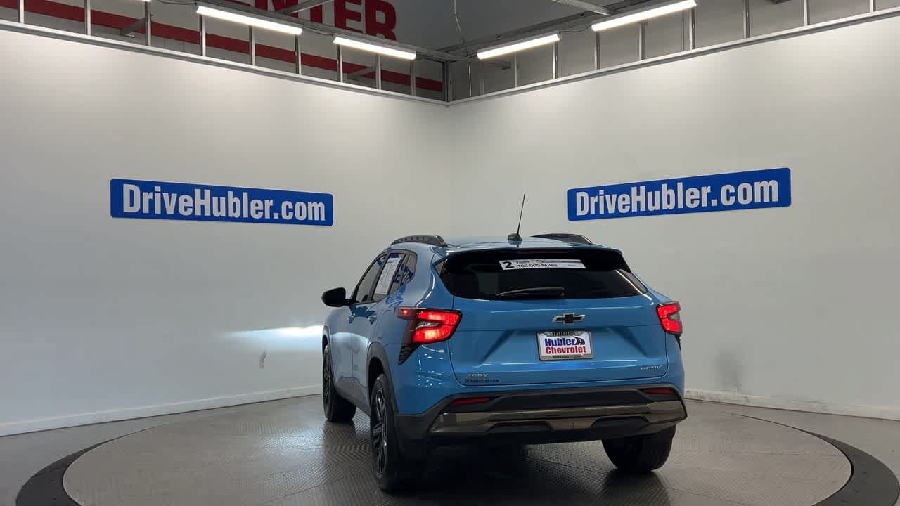 Used 2025 Chevrolet Trax ACTIV w/ Sunroof Package FWD image 9