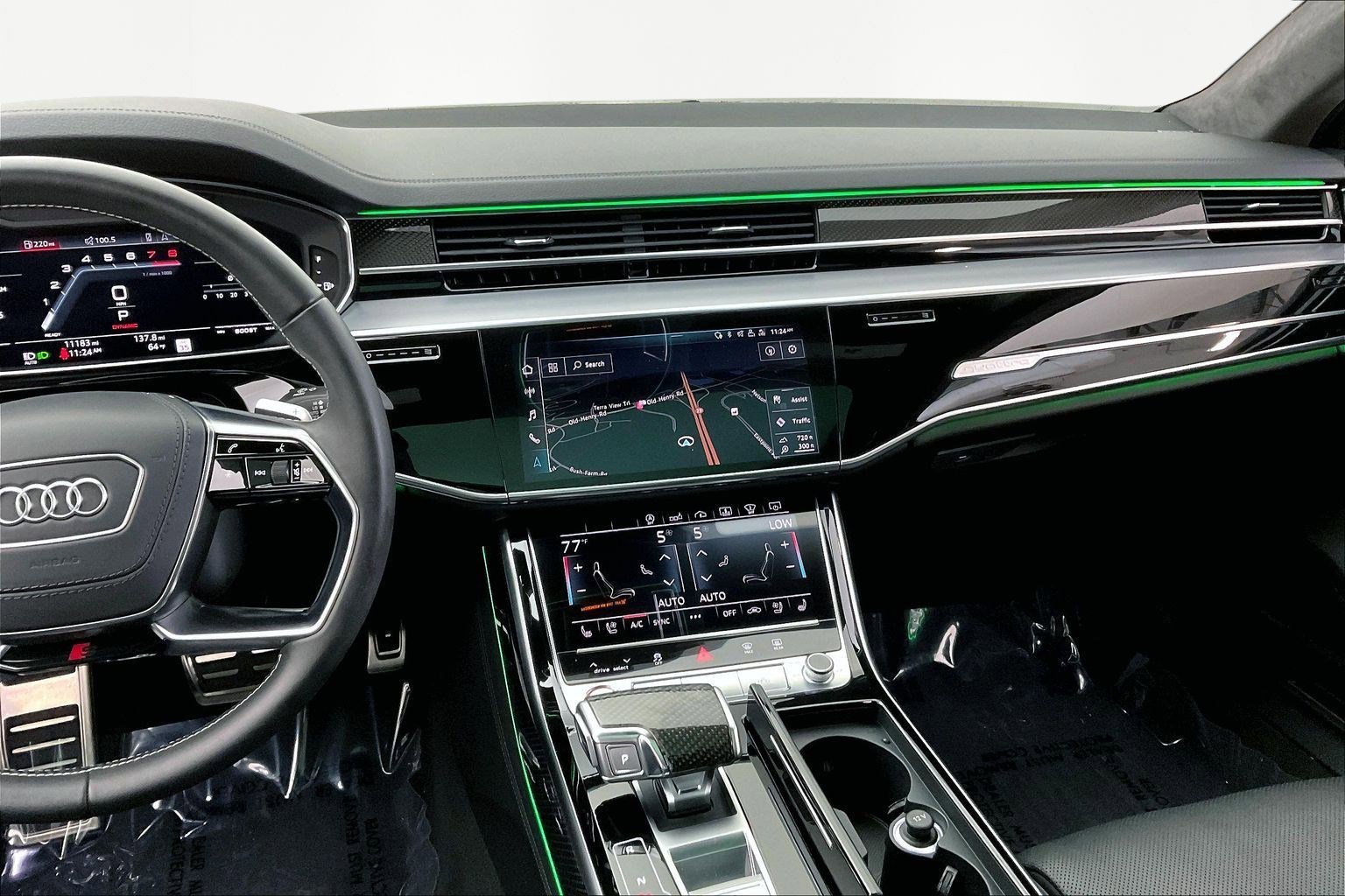 Used 2020 Audi S8 L image 9