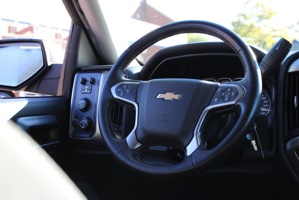 Certified 2018 Chevrolet Silverado 1500 LT w/ All Star Edition AWD/4WD image 35