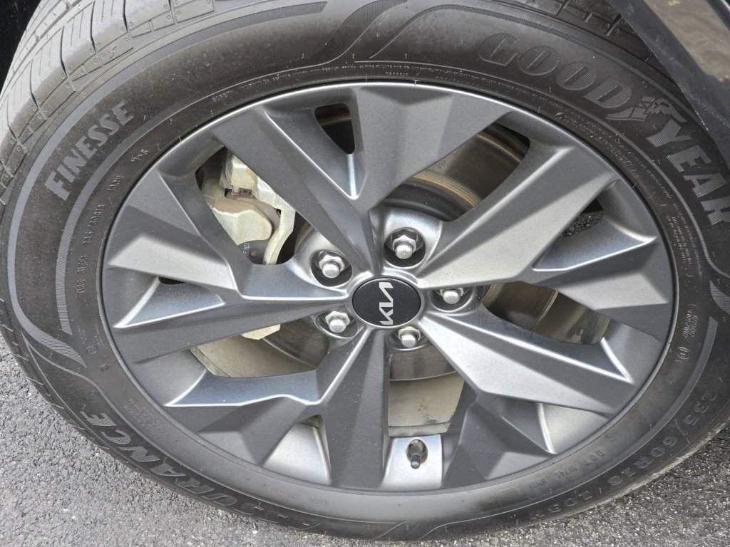 Used 2024 Kia Sportage SX Prestige image 32