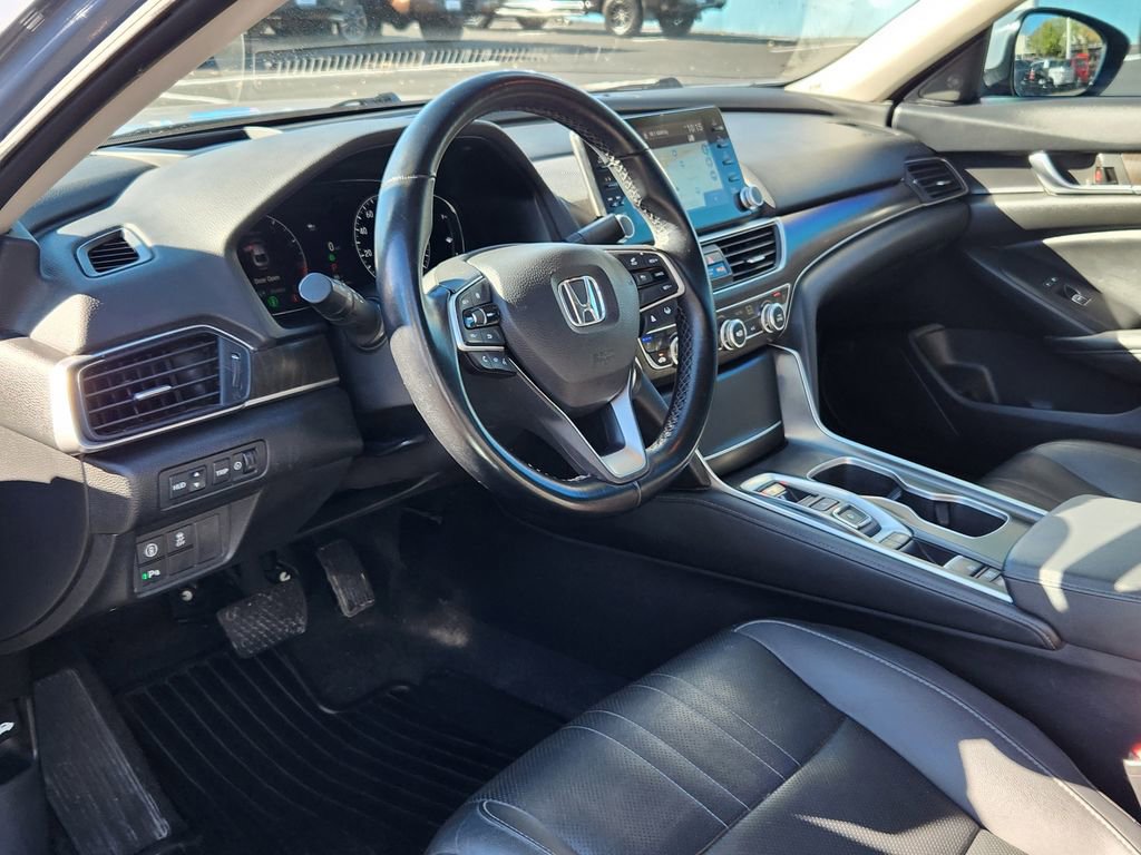 Used 2021 Honda Accord Touring image 7