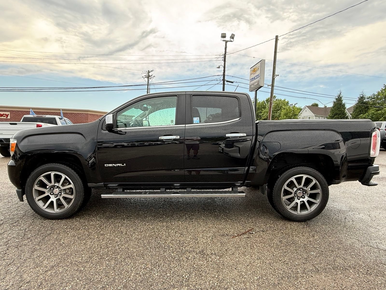 Used 2020 GMC Canyon Denali AWD/4WD image 3