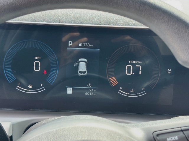 Certified 2025 Hyundai Tucson SEL FWD image 13
