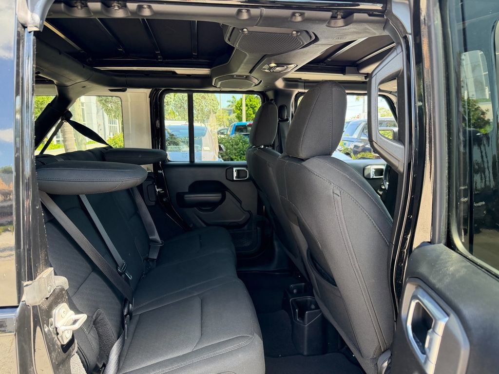 Used 2021 Jeep Wrangler Unlimited Sport w/ Sun And Sound Package AWD/4WD image 16