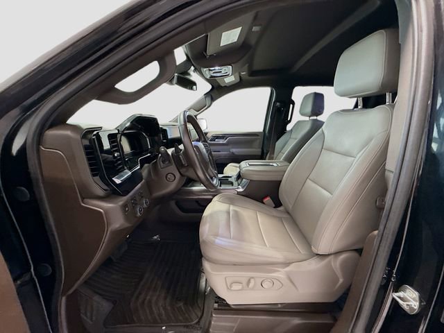 Certified 2022 Chevrolet Silverado 1500 LTZ w/ LTZ Convenience Package II AWD/4WD image 21
