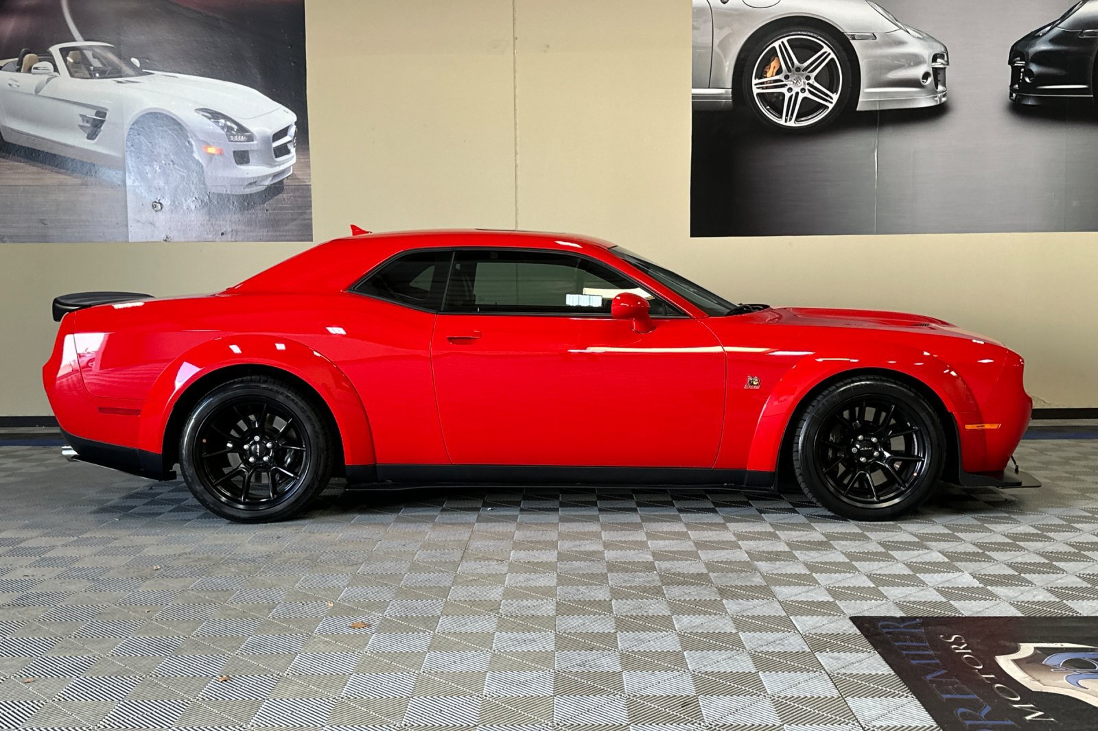 Used 2023 Dodge Challenger R/T Scat Pack RWD image 3