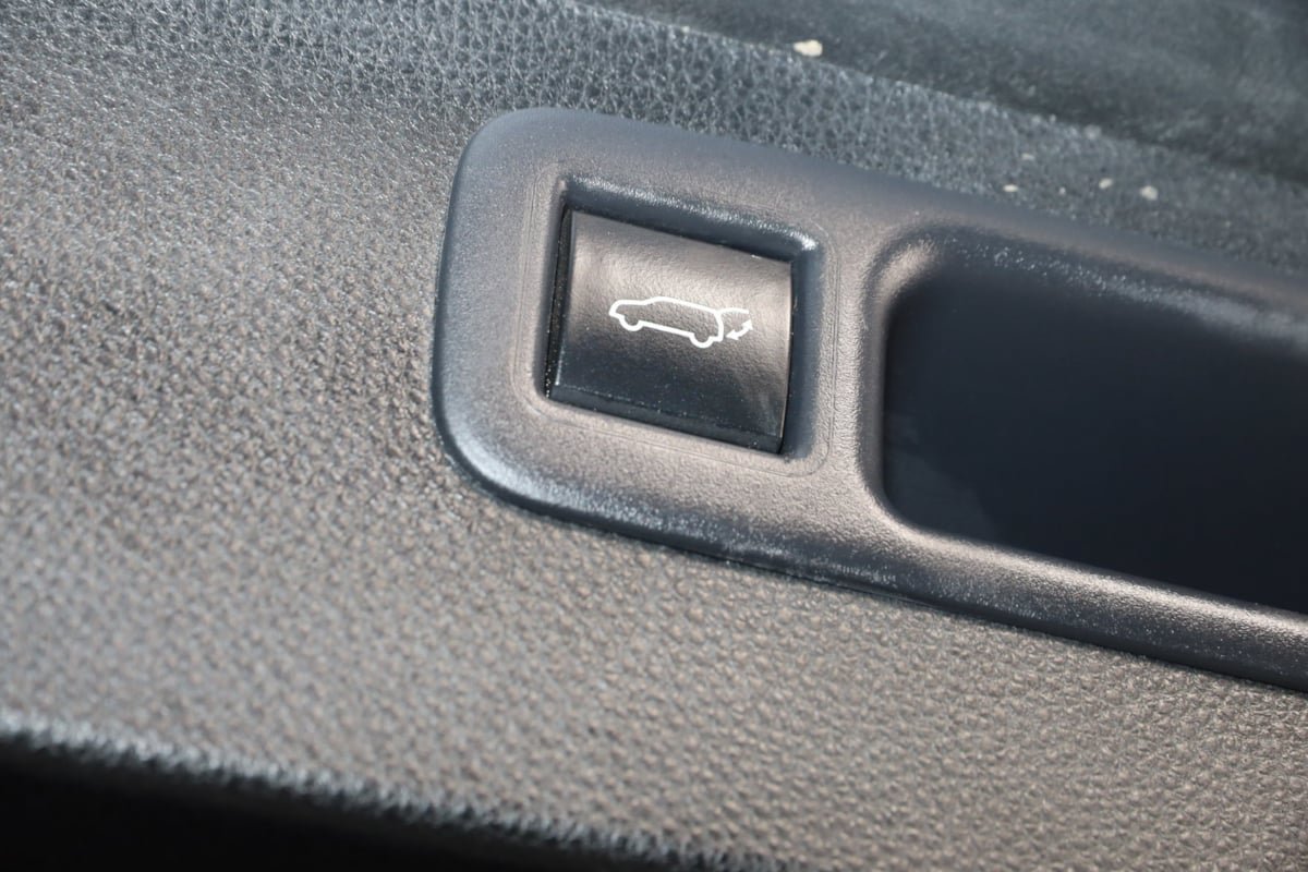 Used 2022 Toyota Highlander XLE FWD image 49