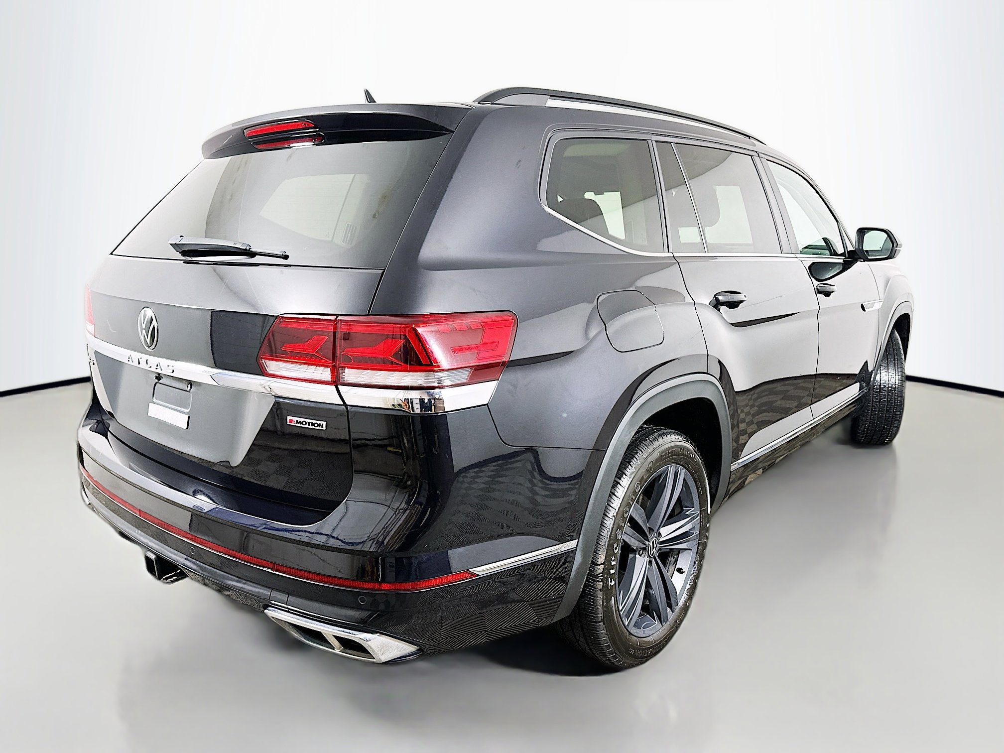 Used 2021 Volkswagen Atlas SE w/ Panoramic Sunroof Package image 7