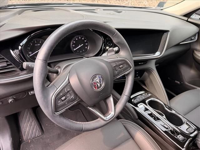 Used 2021 Buick Envision Essence w/ Technology Package I image 2