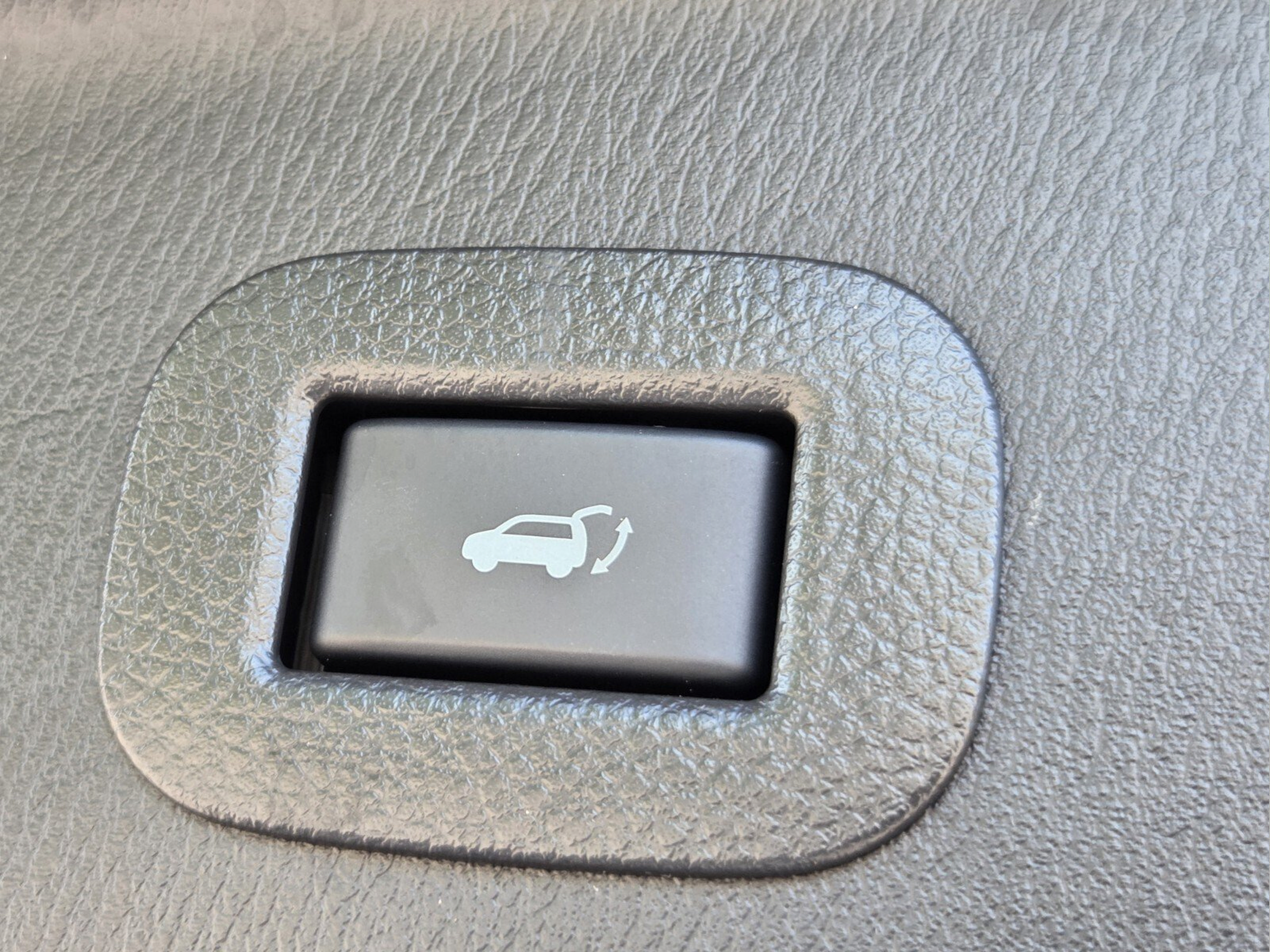 Used 2023 INFINITI QX80 Sensory w/ Cargo Package AWD/4WD image 31