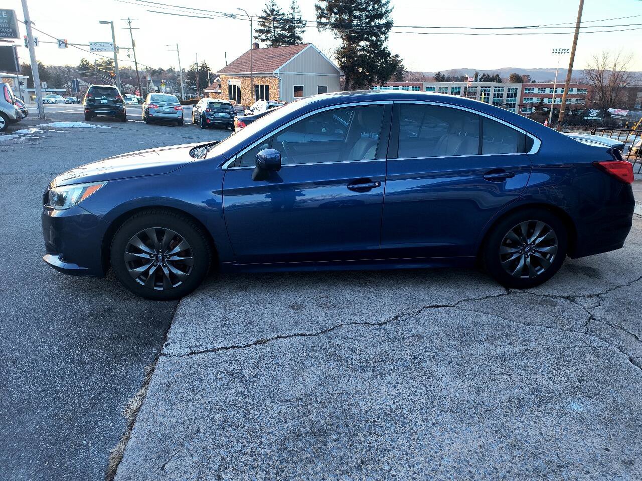 Used 2015 Subaru Legacy 2.5i Premium image 9
