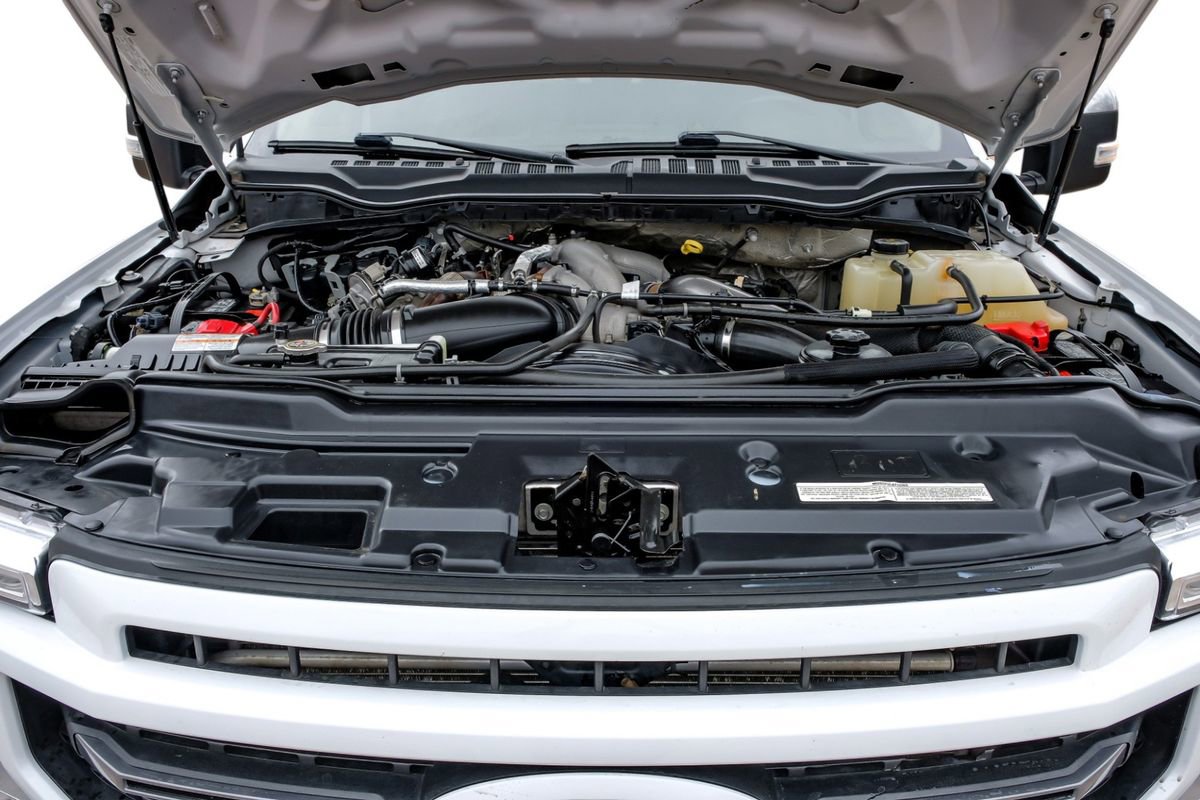 Used 2021 Ford F350 Lariat w/ Chrome Package image 56