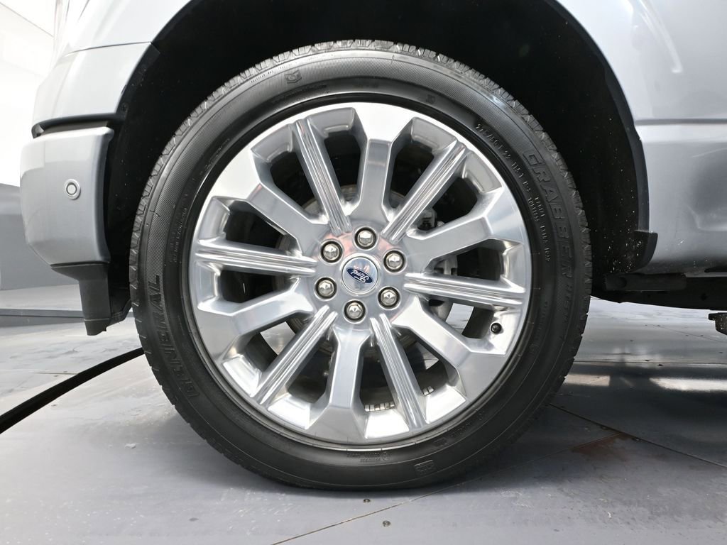 Used 2023 Ford F150 Limited image 16