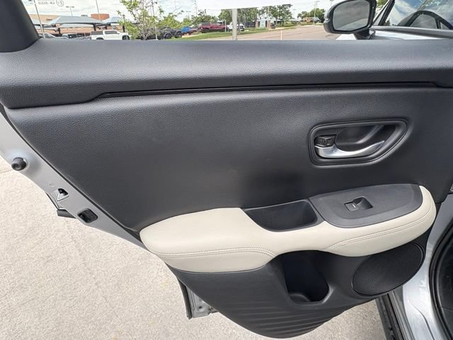 Used 2025 Honda HR-V LX image 25