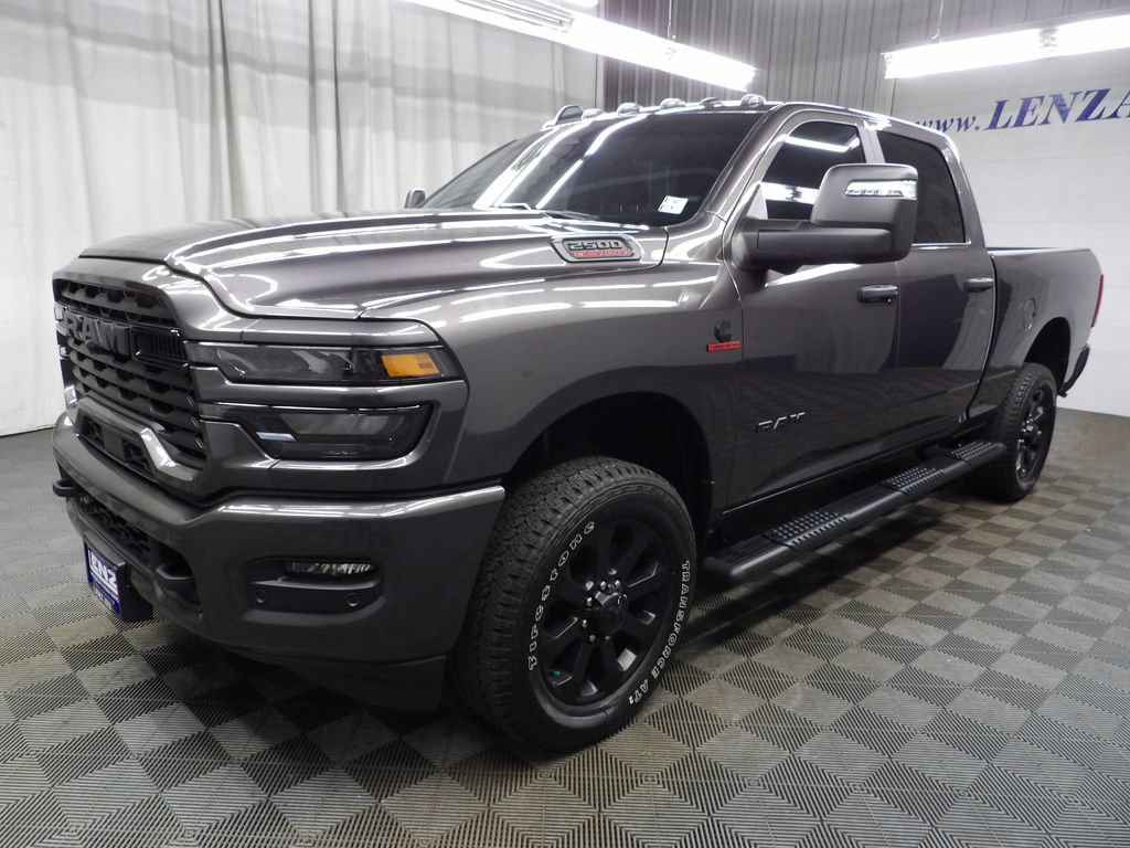 Used 2025 RAM 2500 Big Horn AWD/4WD image 7