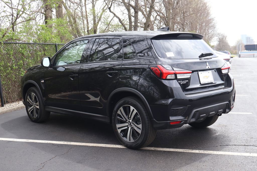 Used 2026 Mitsubishi Outlander Sport ES image 5