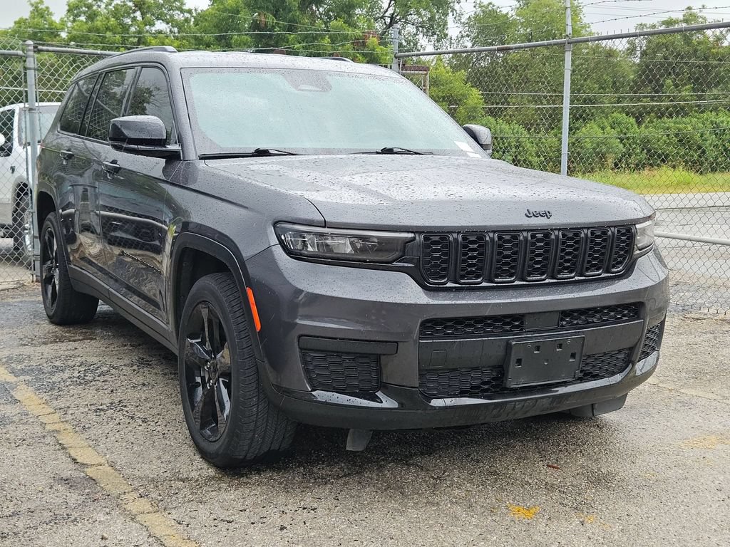 Used 2021 Jeep Grand Cherokee L Laredo RWD image 1