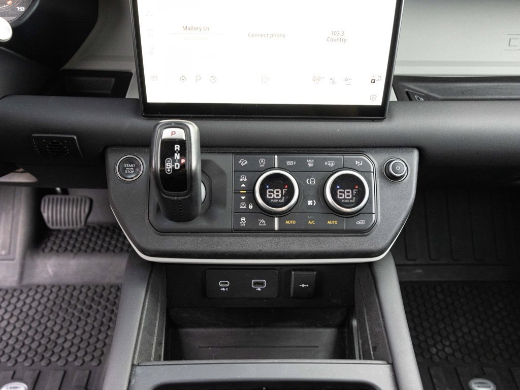 Used 2024 Land Rover Defender 130 S AWD/4WD image 34