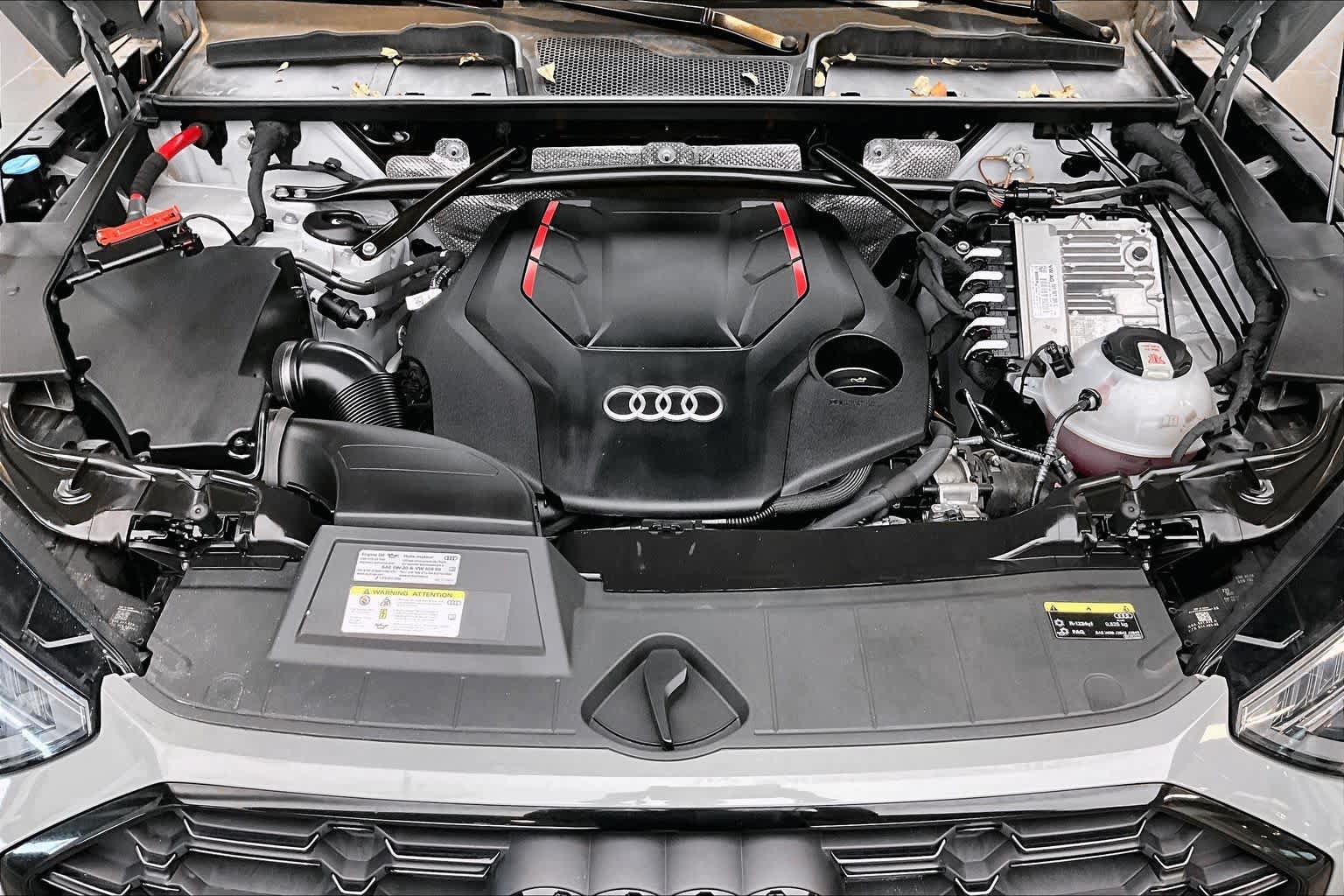 Used 2022 Audi SQ5 Premium Plus w/ Premium Plus Package AWD/4WD image 29