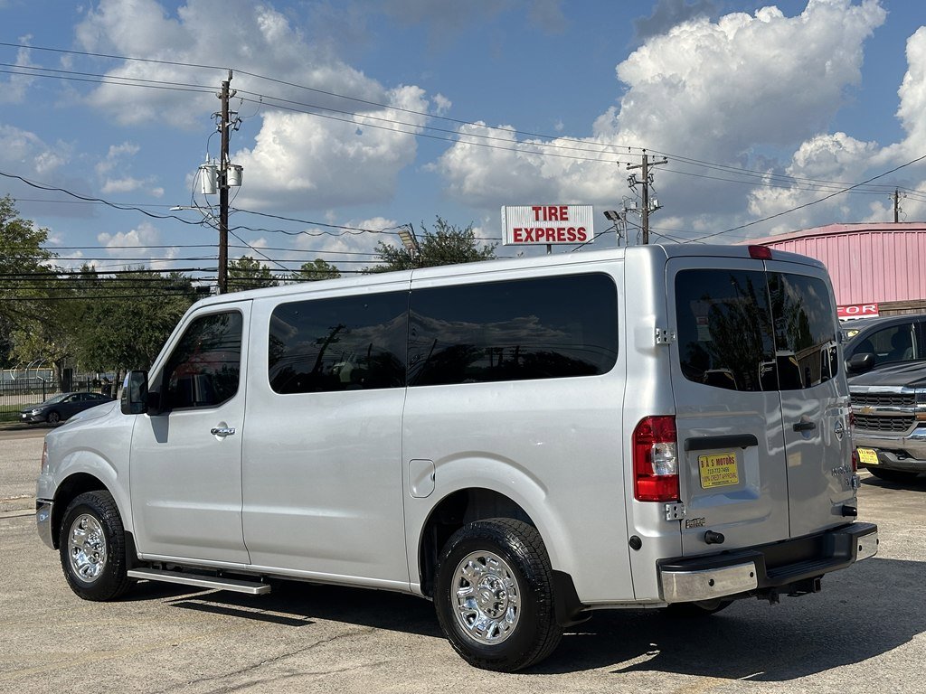 Used 2019 Nissan NV 3500 SV w/ Navigation Package RWD image 7