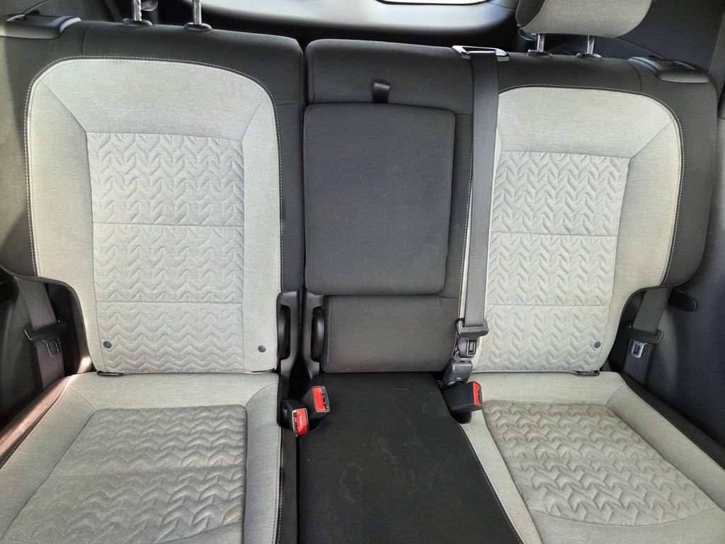 Used 2023 Chevrolet Equinox LS FWD image 30