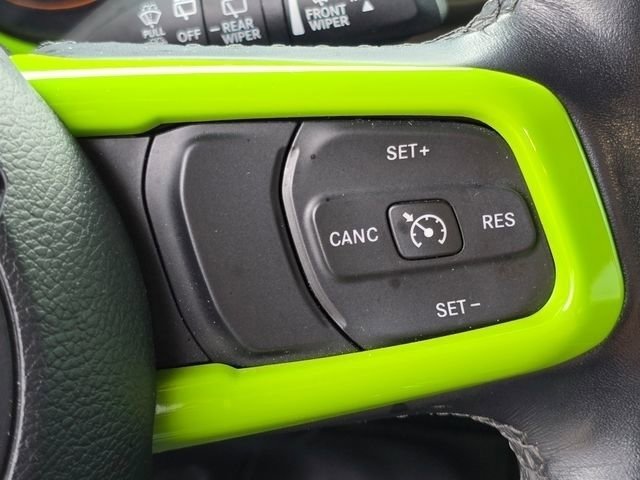 Used 2020 Jeep Wrangler Sport AWD/4WD image 17
