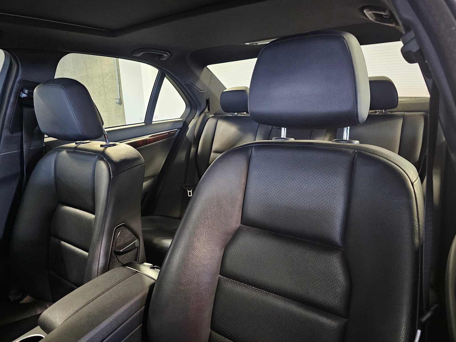 Used 2013 Mercedes-Benz C 300 Sport image 29