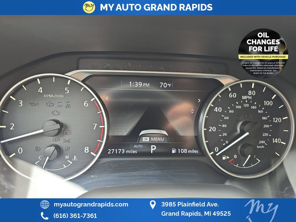 Used 2023 Nissan Rogue SV AWD/4WD image 16