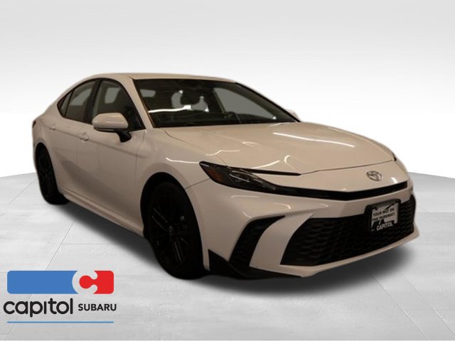 Used 2025 Toyota Camry SE