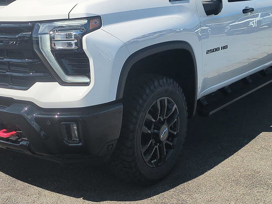 New 2026 Chevrolet Silverado 2500 LT w/ Trail Boss Package AWD/4WD image 9