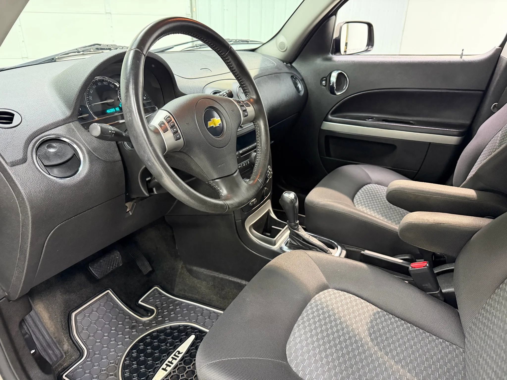 Used 2011 Chevrolet HHR LT w/ My Link Package image 12