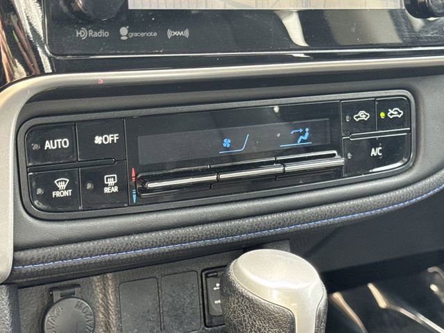 Used 2017 Toyota Corolla SE w/ SE Premium Package image 19