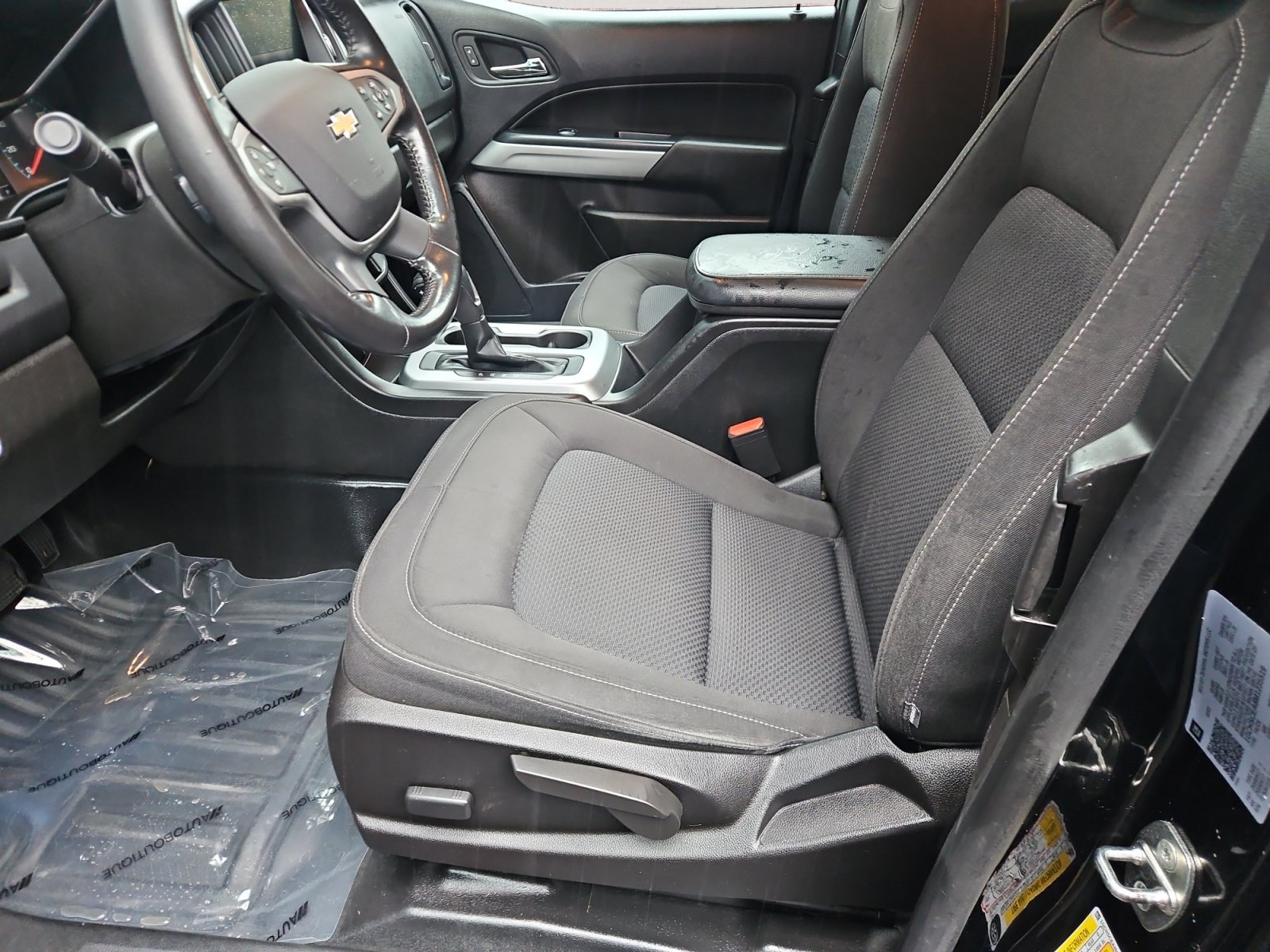 Used 2021 Chevrolet Colorado LT w/ Fleet Safety Package RWD image 10