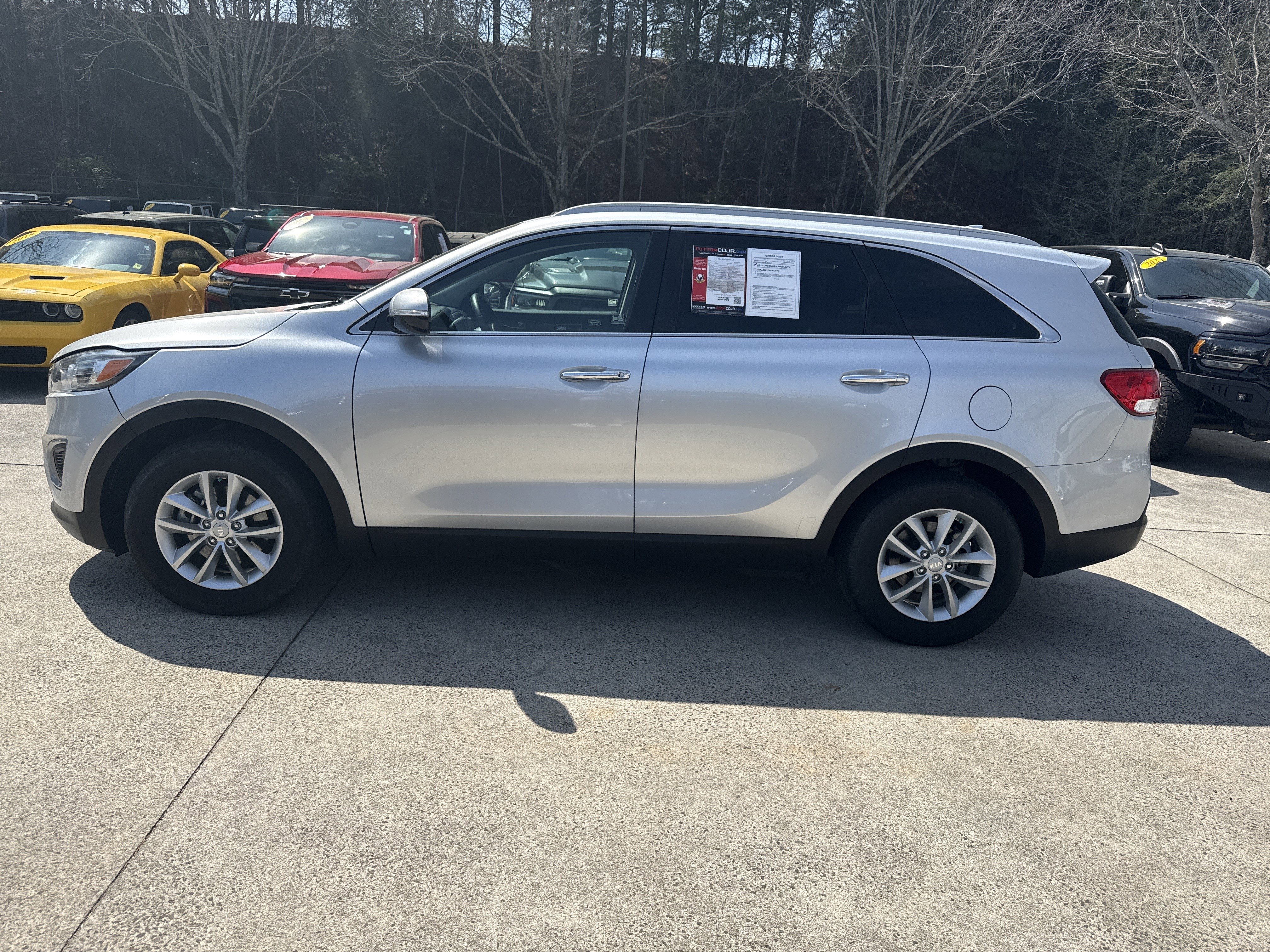 Used 2018 Kia Sorento LX image 4