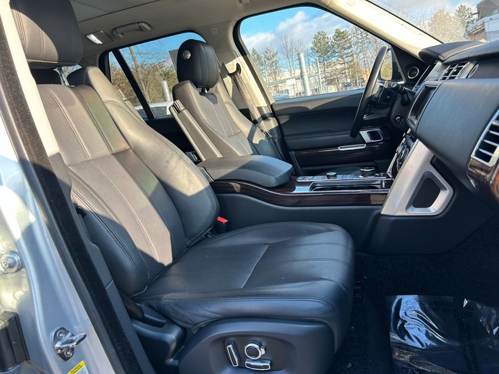 Used 2017 Land Rover Range Rover HSE AWD/4WD image 11