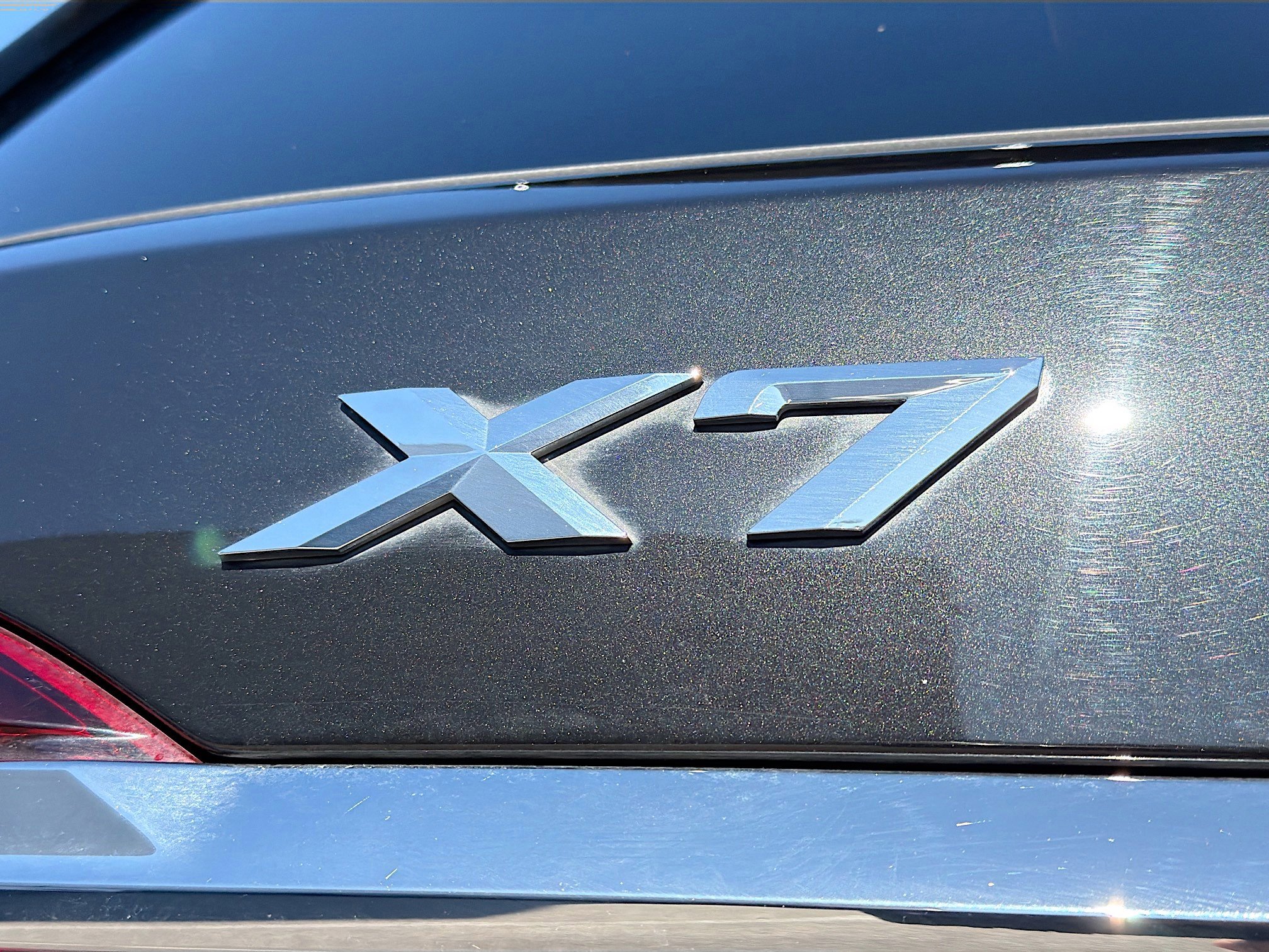 Used 2022 BMW X7 xDrive40i w/ M Sport Package image 11